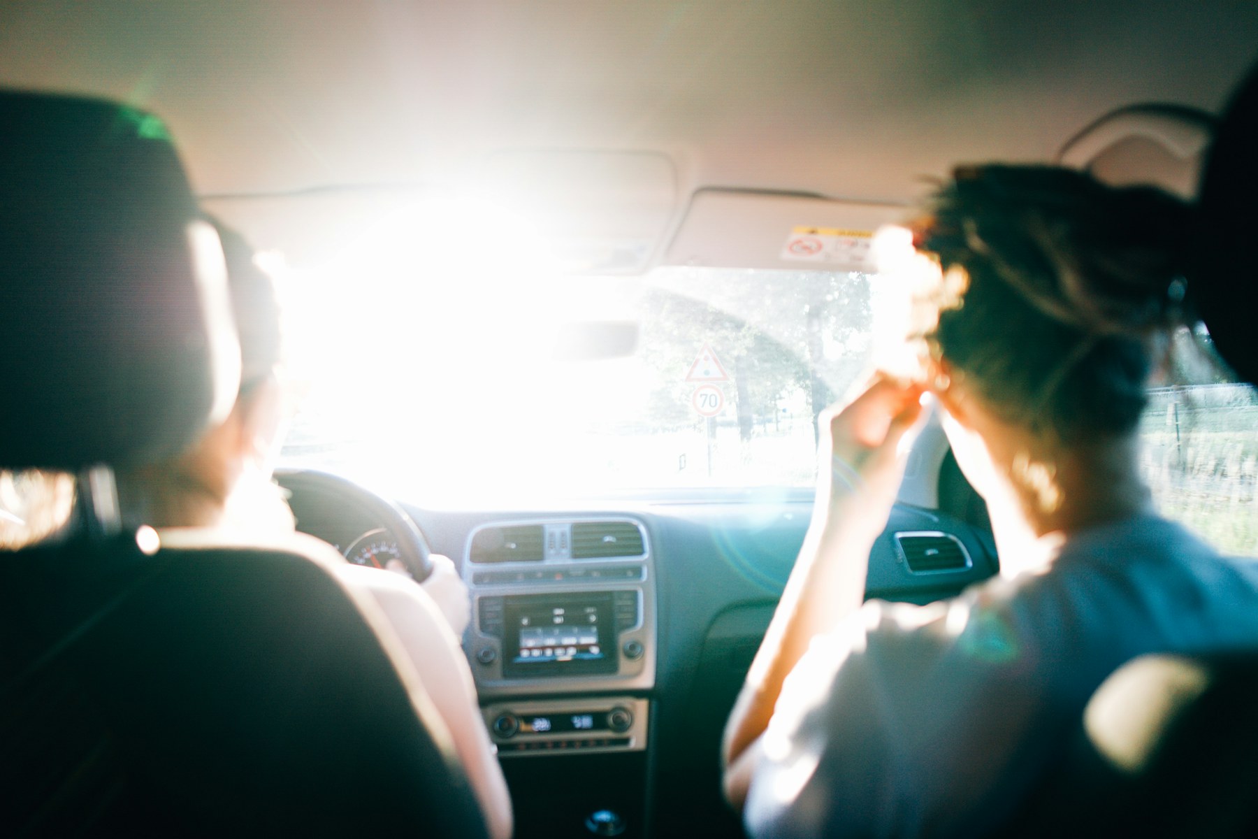 Fahrgemeinschaft oder eigenes Auto: Was kostet der Urlaub?