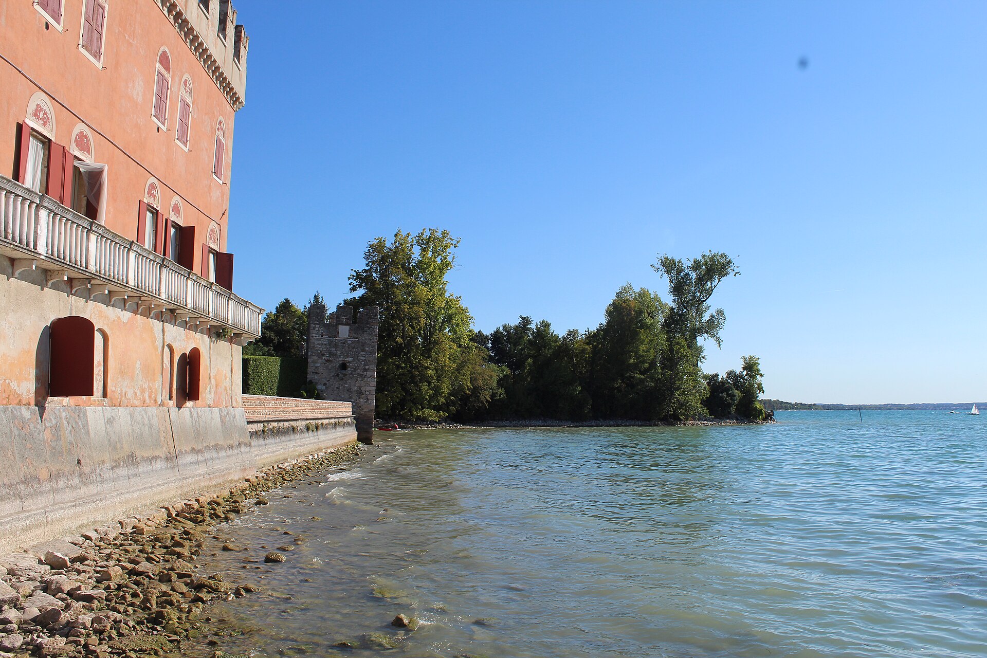 Lago di Garda nei pressi di Lazise