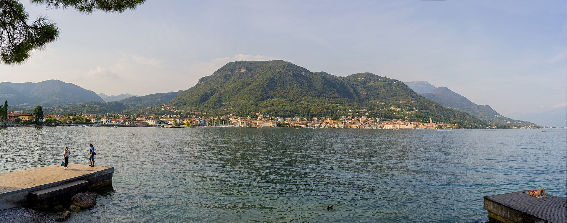 Gulf and view of Salò