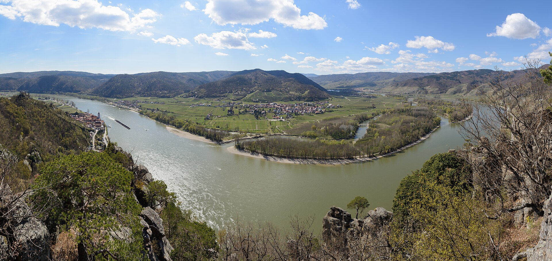 View from Vogelberg to the Wachau, Lower Austria